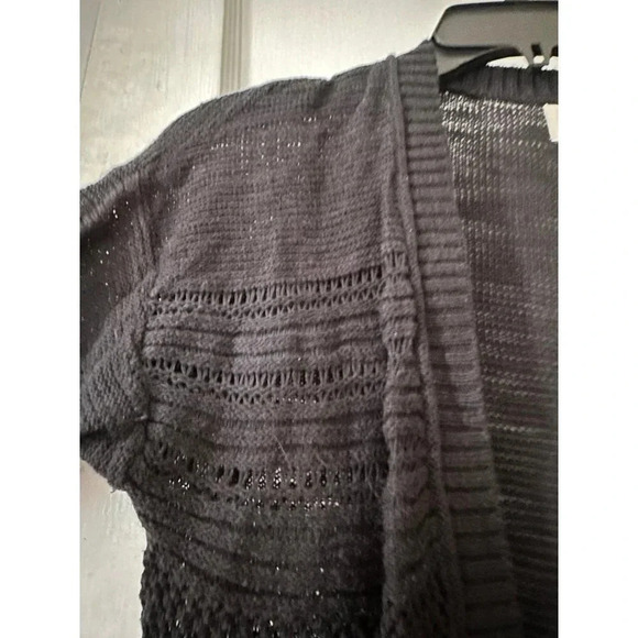 Mossimo Supply Co Women’s size Small black short cardigan - Picture 4 of 6